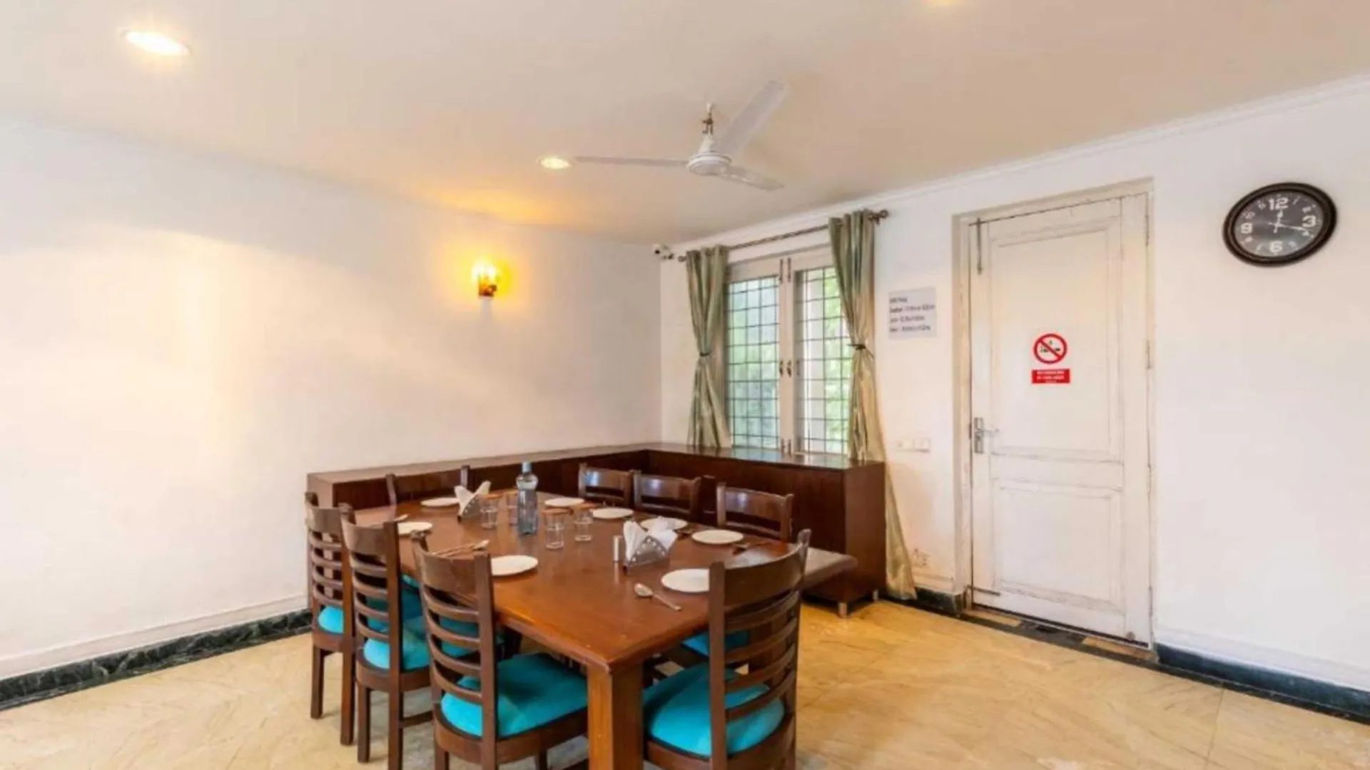Hotel Kashi In Rajghat ! Varanasi - Offers Luxurious Rooms And Fully Air - Conditioned Hotel With Lift And Wifi Facility