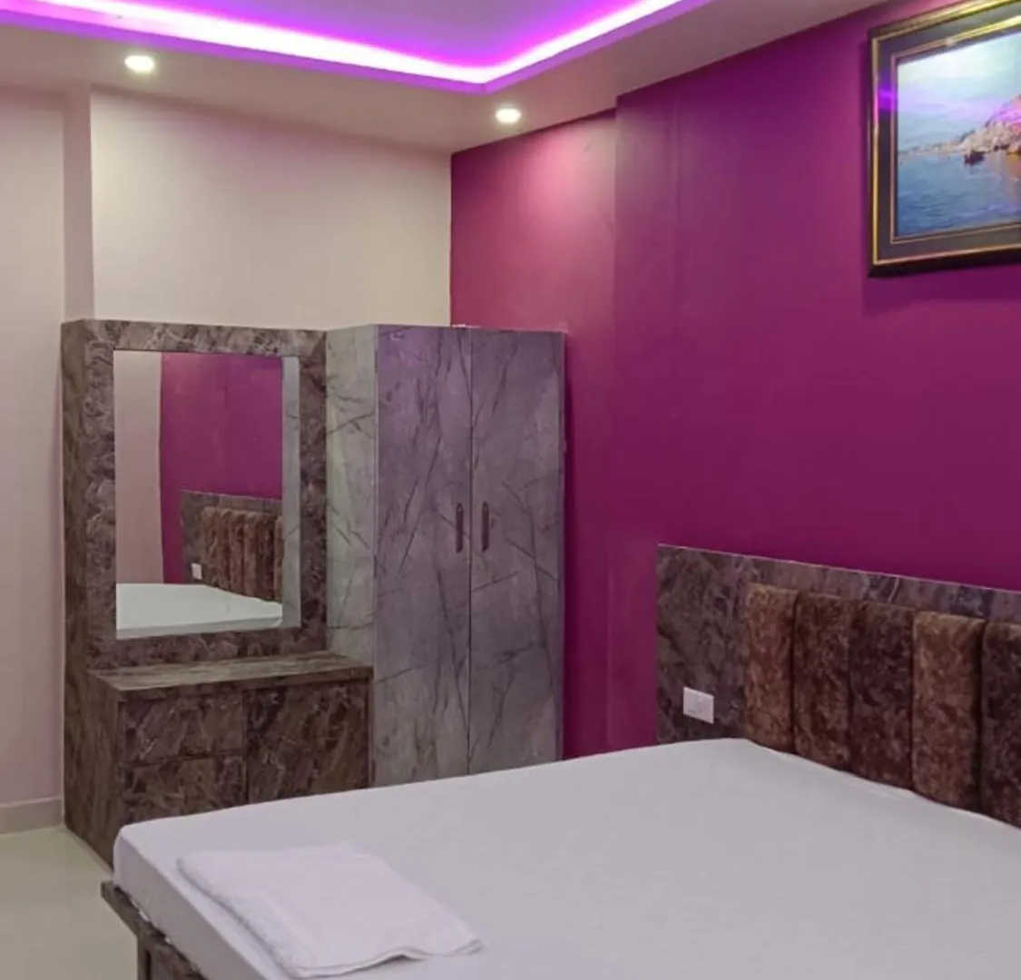Ubytování v soukromí Hotel Kashi In Rajghat ! Varanasi - Offers Luxurious Rooms And Fully Air - Conditioned Hotel With Lift And Wifi Facility