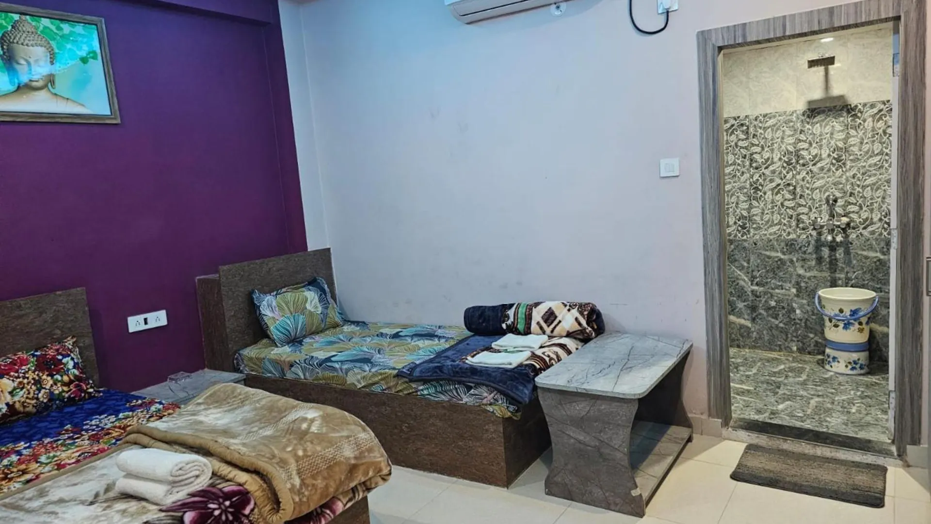 Ubytování v soukromí Hotel Kashi In Rajghat ! Varanasi - Offers Luxurious Rooms And Fully Air - Conditioned Hotel With Lift And Wifi Facility