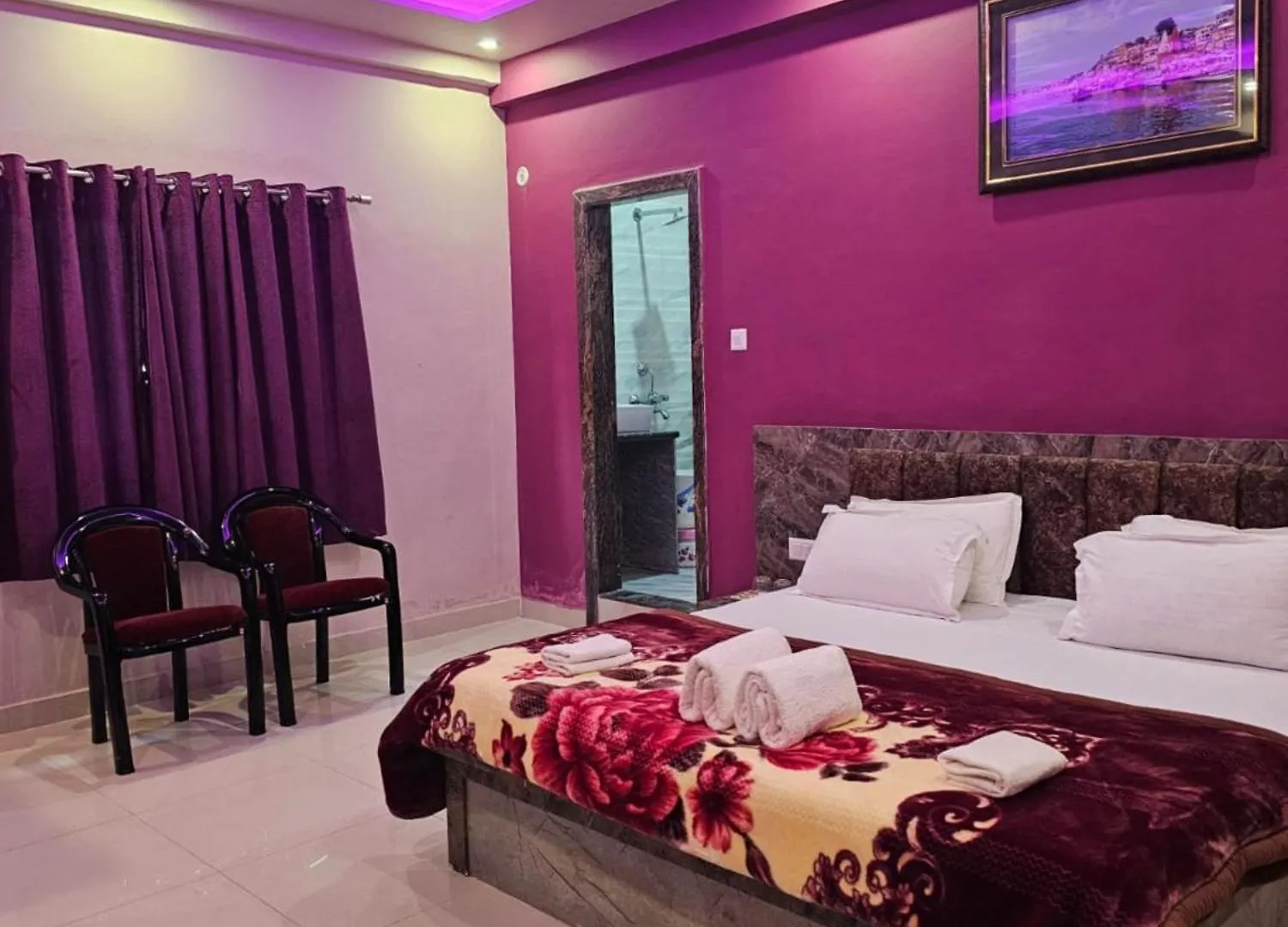Hotel Kashi In Rajghat ! Varanasi - Offers Luxurious Rooms And Fully Air - Conditioned Hotel With Lift And Wifi Facility 0*,  Indie