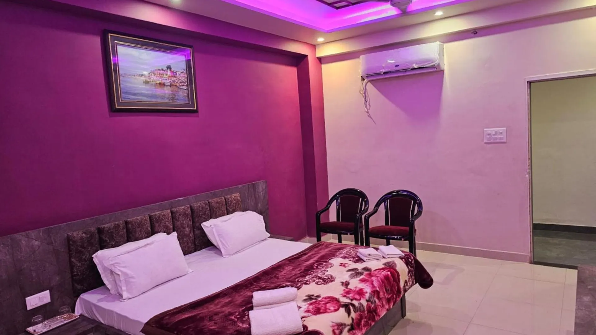 Hotel Kashi In Rajghat ! Varanasi - Offers Luxurious Rooms And Fully Air - Conditioned Hotel With Lift And Wifi Facility Ubytování v soukromí